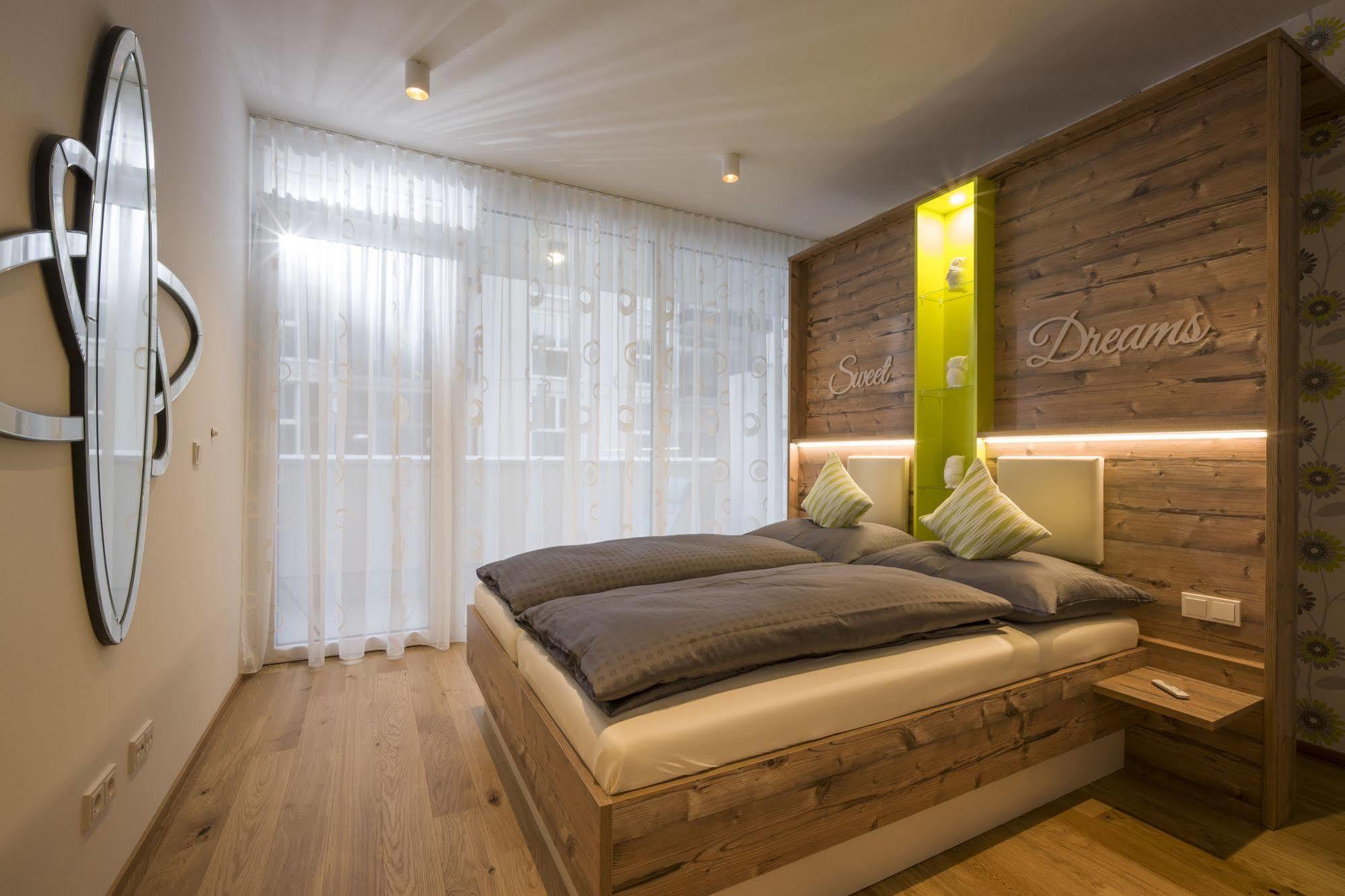 Private Living Apartments 库夫施泰因 外观 照片