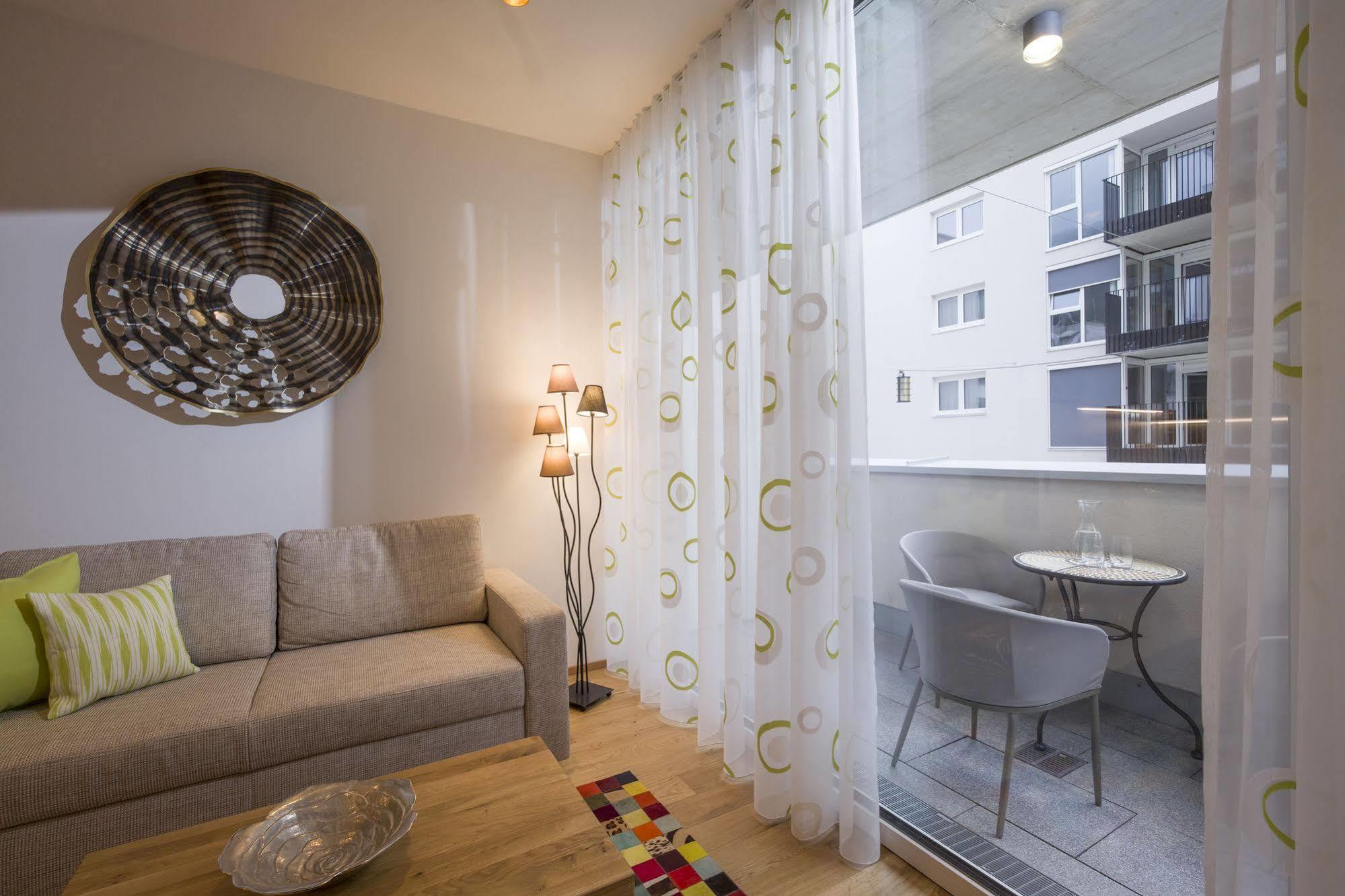 Private Living Apartments 库夫施泰因 外观 照片