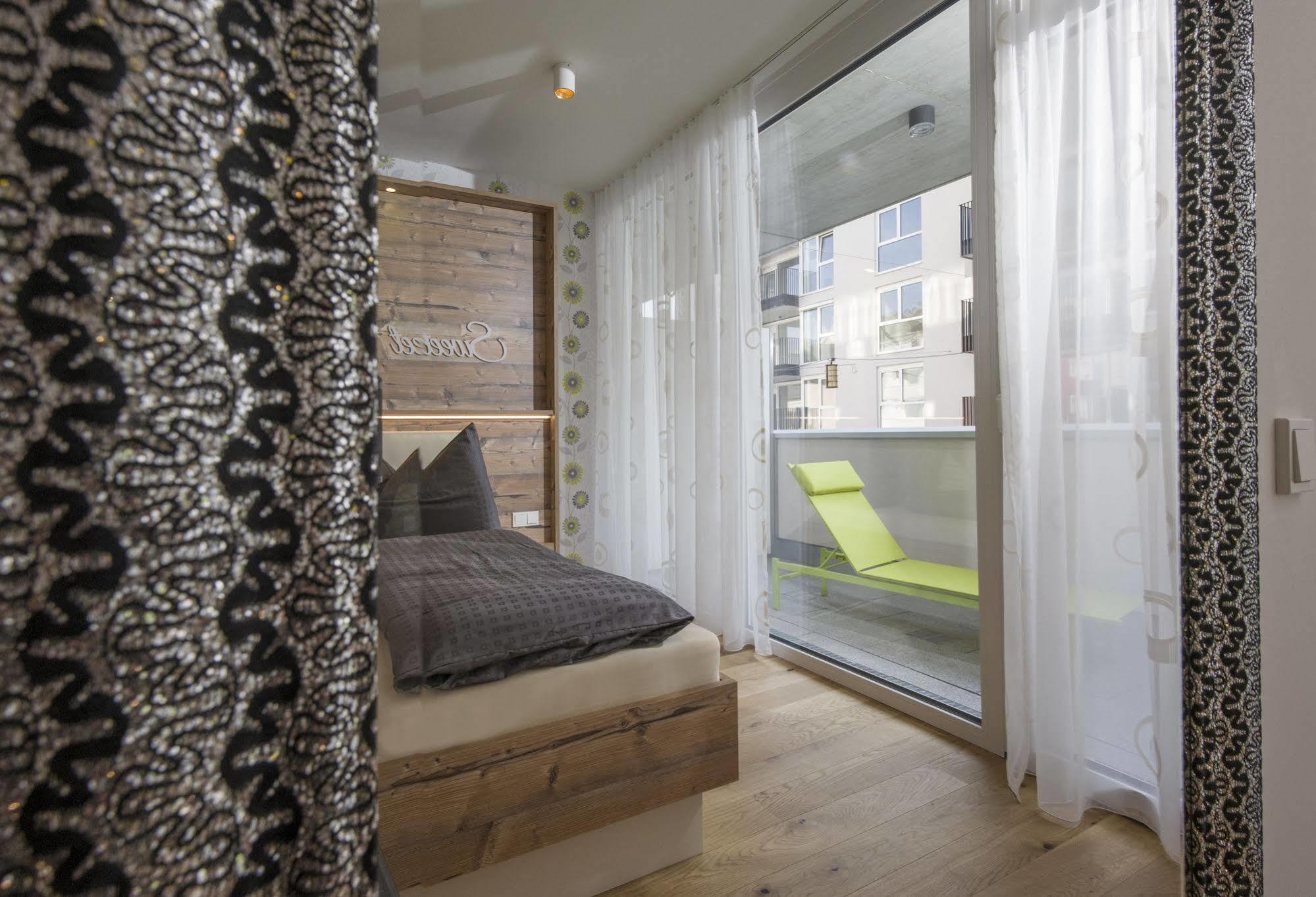 Private Living Apartments 库夫施泰因 外观 照片